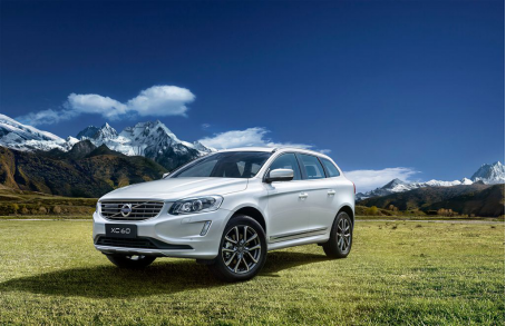 ֠2017XC60 yDrive-EcAWDO