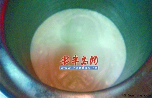 味千拉面調(diào)出來(lái)的濃稠白湯。