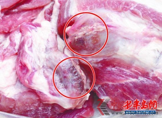 圖為唐女士買到的豬肉。