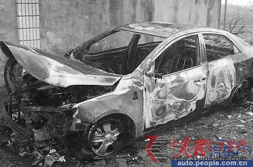 <b>案例三:剛買半月新車自燃,換了新車半月后再次自燃</b> <b>案例三:剛買半月新車自燃,換了新車半月后再次自燃</b>