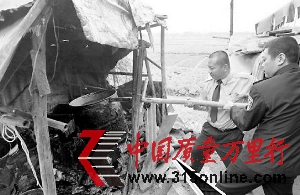 利用“地溝油”制假,一發(fā)現(xiàn)即嚴處。(資料圖片,圖文無關(guān)) 利用“地溝油”制假,一發(fā)現(xiàn)即嚴處。(資料圖片,圖文無關(guān))