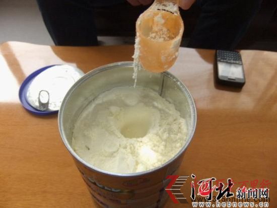 奶粉拉絲現象非常明顯 奶粉拉絲現象非常明顯