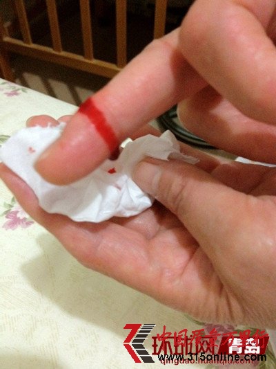 海爾地產(chǎn)精裝房掉瓷磚 砸傷東城國(guó)際業(yè)主(圖)